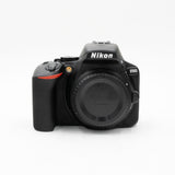 Used - Nikon D5600 w/ Nikon 18-55mm f3.5-5.6G AF-P DX VR - 3269605