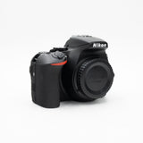 Used - Nikon D5600 w/ Nikon 18-55mm f3.5-5.6G AF-P DX VR - 3269605
