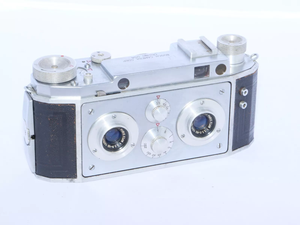 35mm Stereo camera for 3d images
Comes with origianl Leather case
1/250 to 1 second shutter speeds and bulb